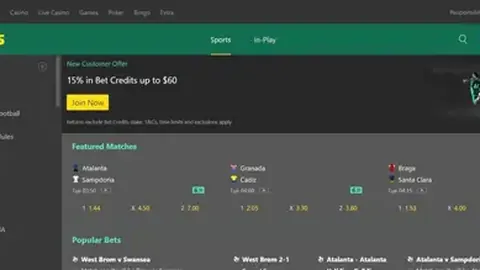 熊童火锅池撒尿事件引发众怒，家长赔偿220万并公开道歉！