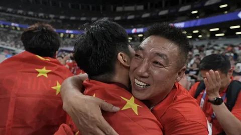 欧杯盛宴昨日落幕：双雄争霸，攻防盛宴再掀高潮！